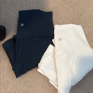 Lululemon Navy and White Leggings